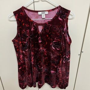 Women’s Vintage America Polyester Top Size Medium